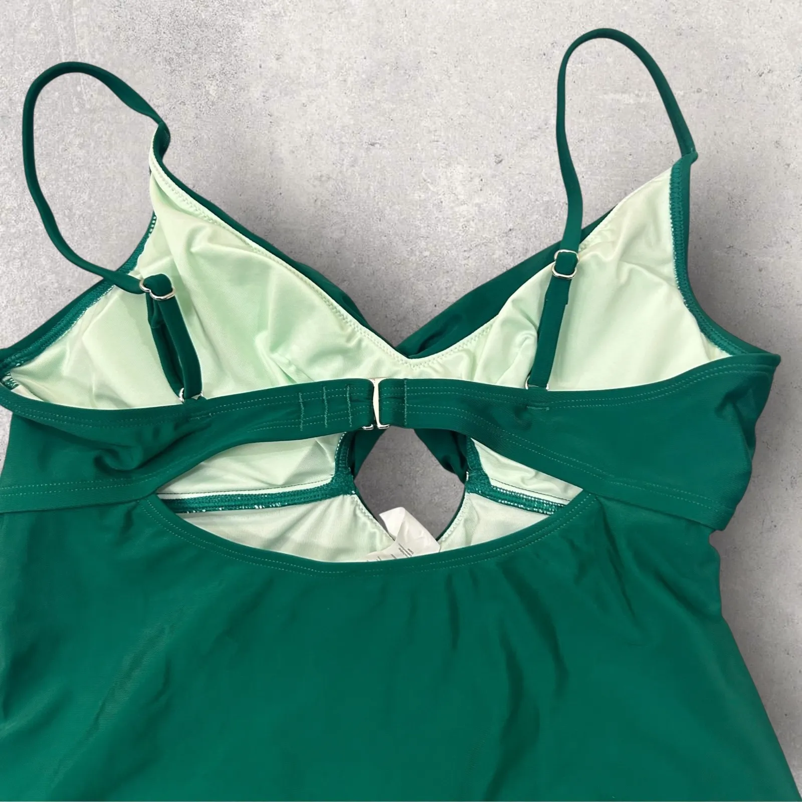 New Cupshe One Piece Swimsuit Women L Green Front Cut Out Ruched Tummy Control‎ - Image 5