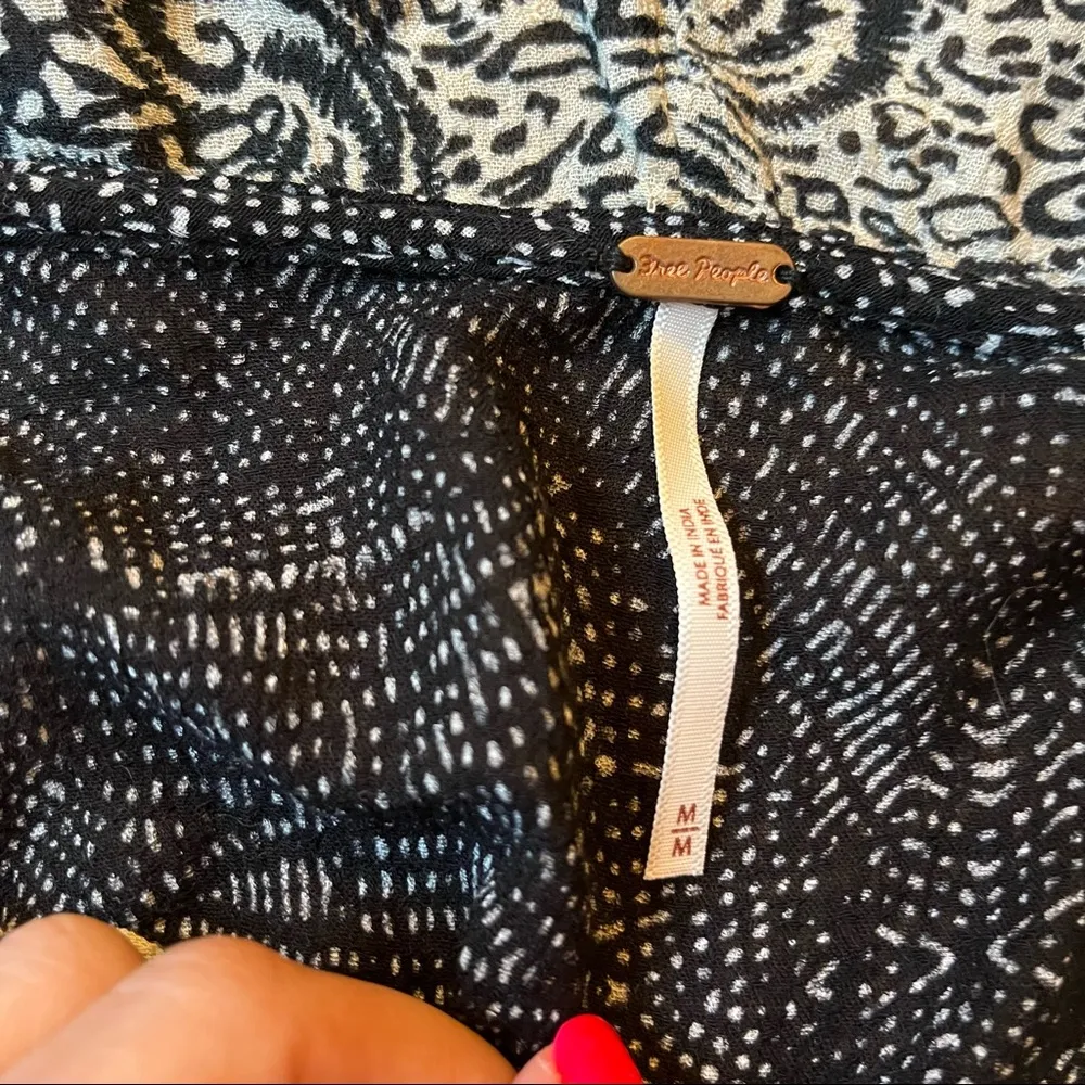 Free People Olivia wrap top size medium - Image 4