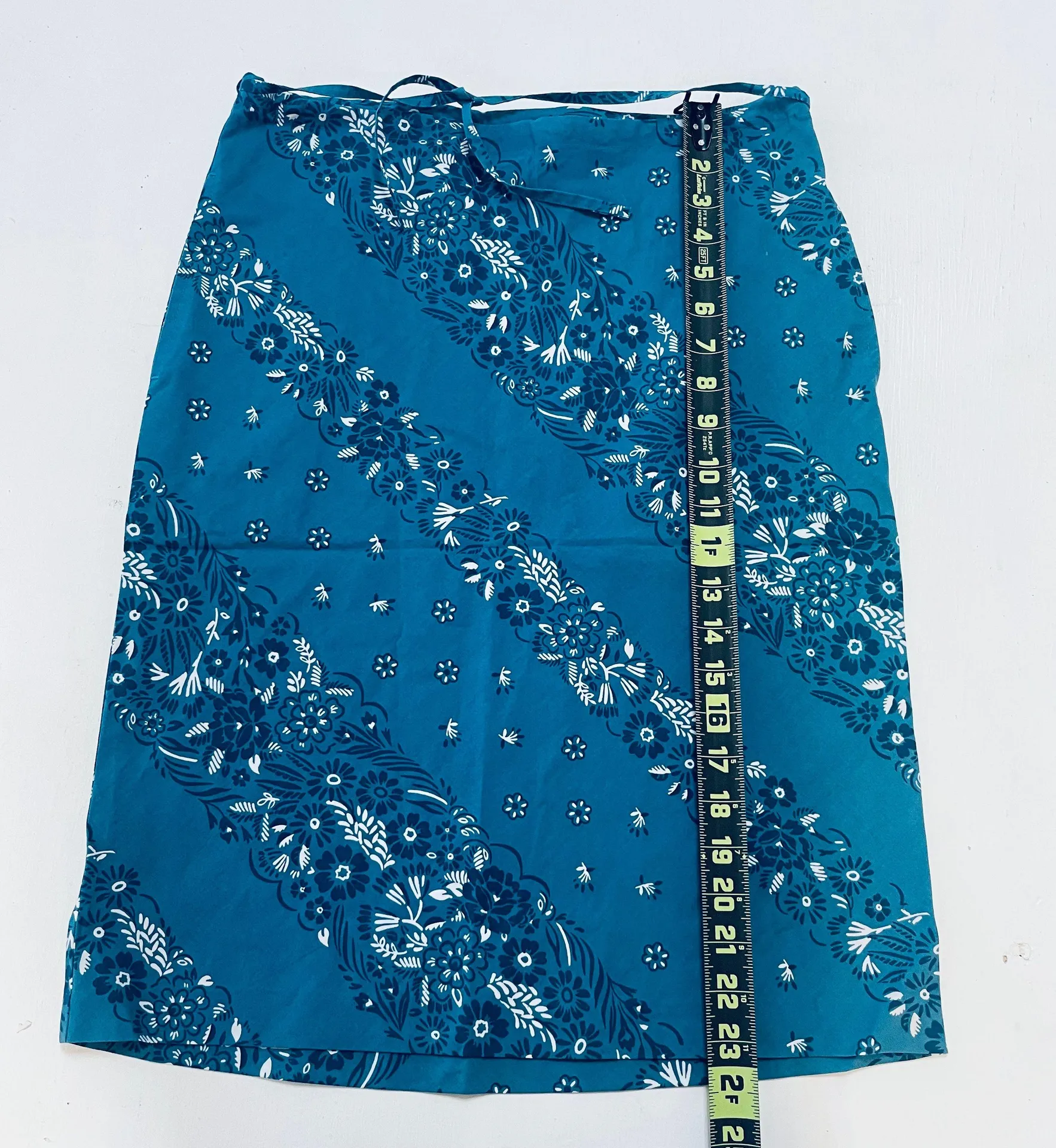 Skirt Blue  Floral Size 1-2 - Image 3