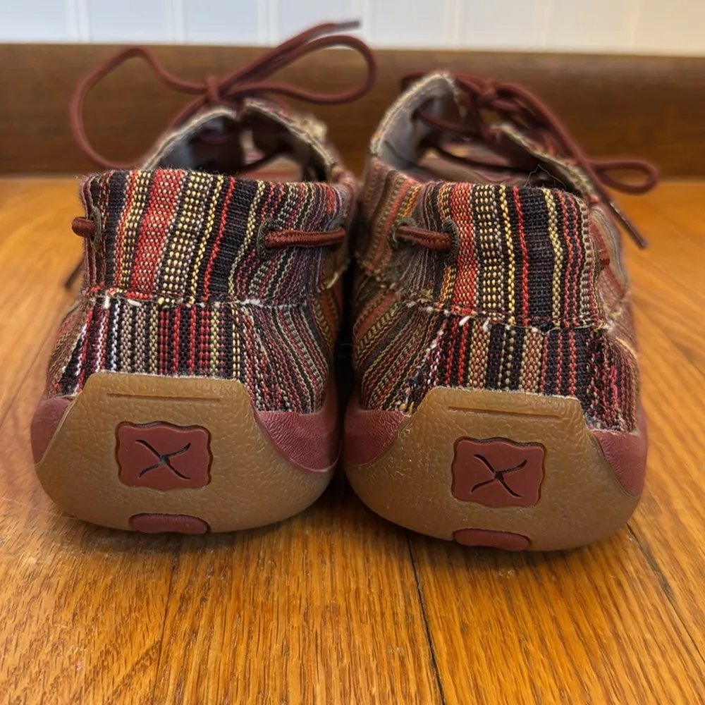 Twisted X Women’s Striped Red Multi Driving Moccasins Size 11 - Image 4
