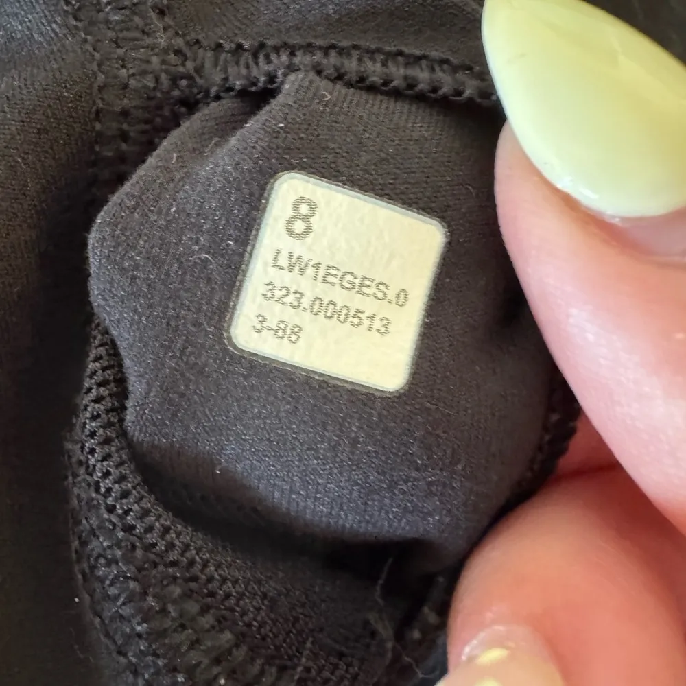 Lululemon Align Removable Strap Tank Top-Black- Size 8 - Image 5