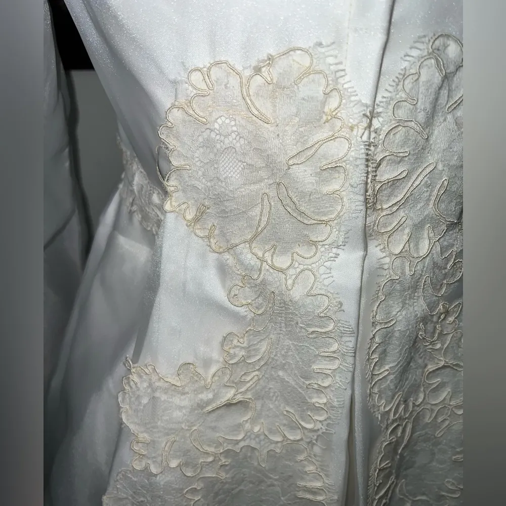 Pretty Vintage 1960s Organza Wedding Gown White Size 10 - Image 8