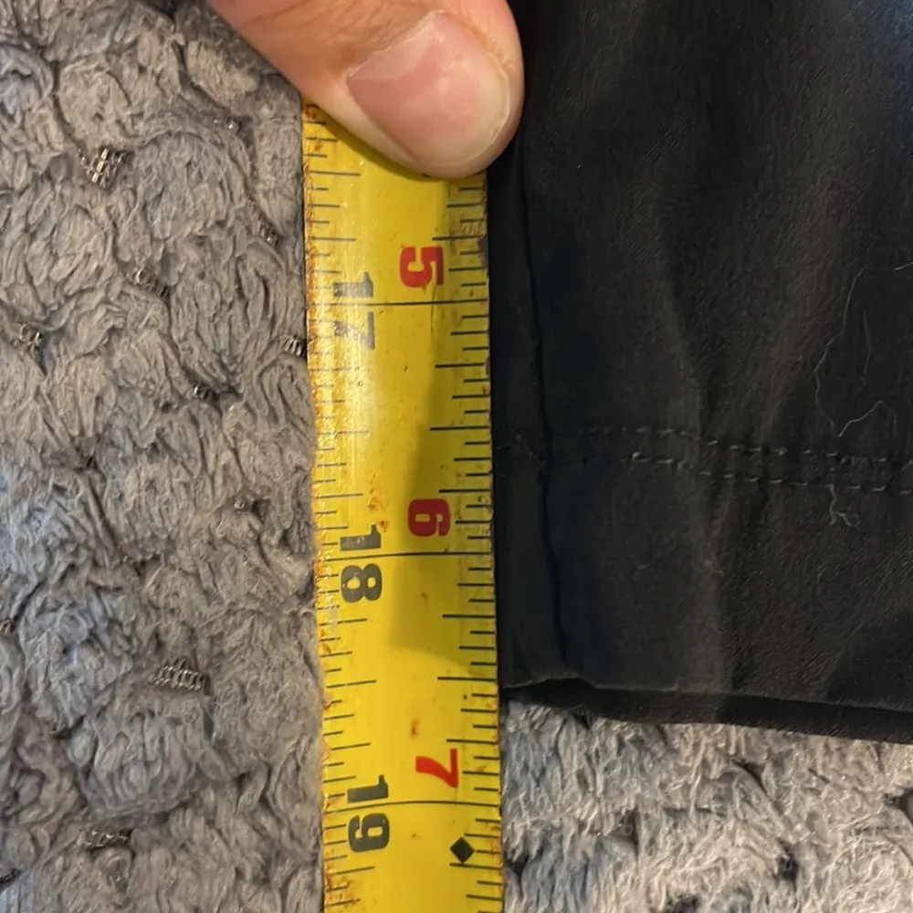 Columbia Anytime Casual Capri Stain Resistant Sun Protection Hiking Pants Size M - Image 9