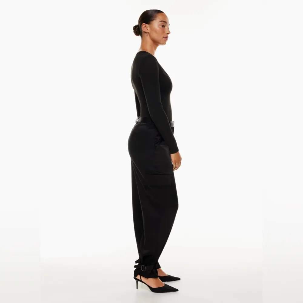 Aritzia Babaton Refined Satin Cargo Pant - Image 4