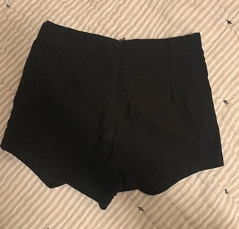 SheIn Black Envelope Skort - Image 3