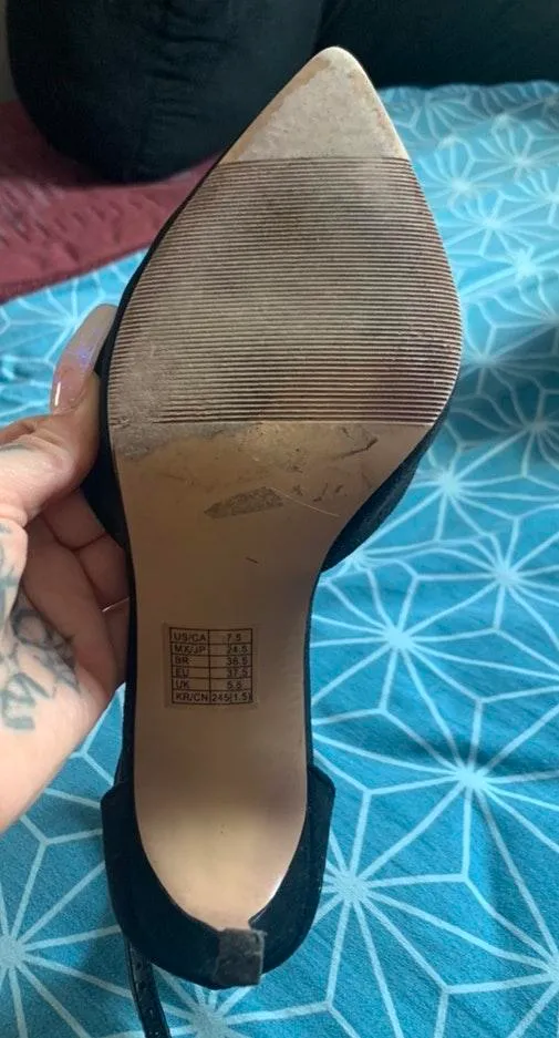 Forever 21 Black High Heels - Image 3