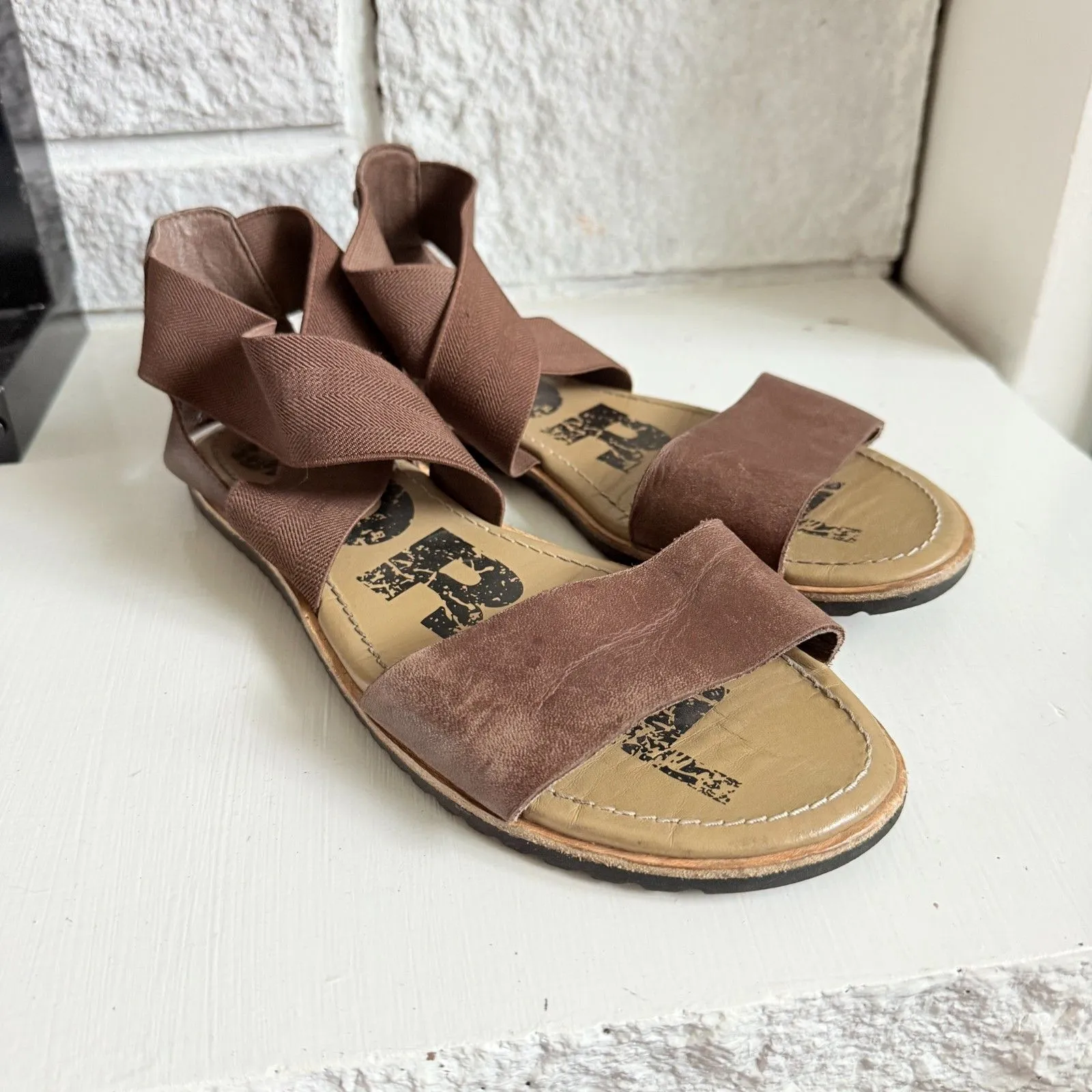 Sorel Womens Ella Sandal Chocolate Brown Criss Cross Elastic Strappy Sandal 7.5 - Image 2