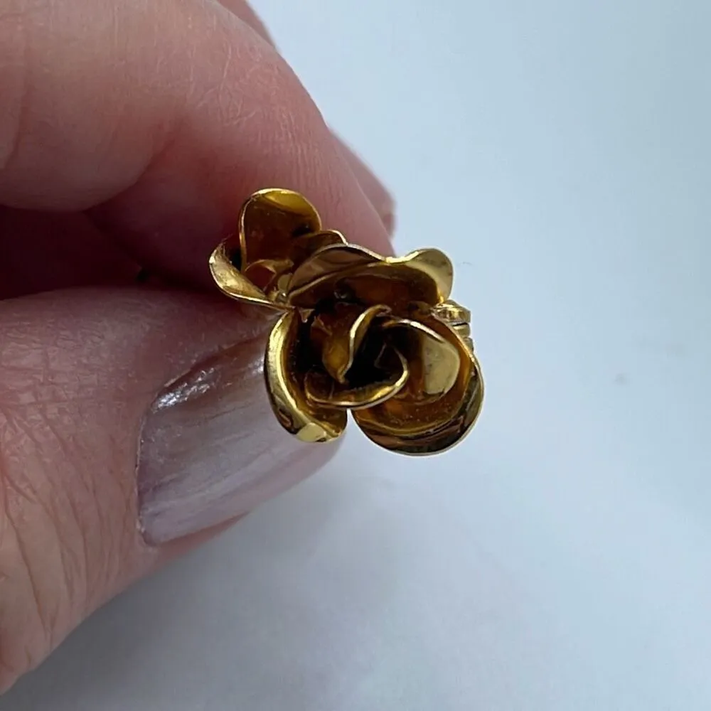 Vintage Jade flower brooch in gold colored metal - Image 7