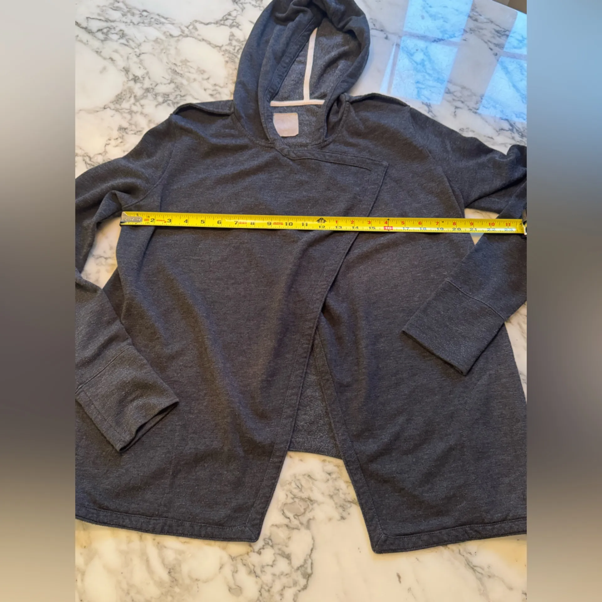 EUC Chaser Gray Wrap Hoodie Sweatshirt Sz S Soft Lightweight Long Sleeve Lounge - Image 4