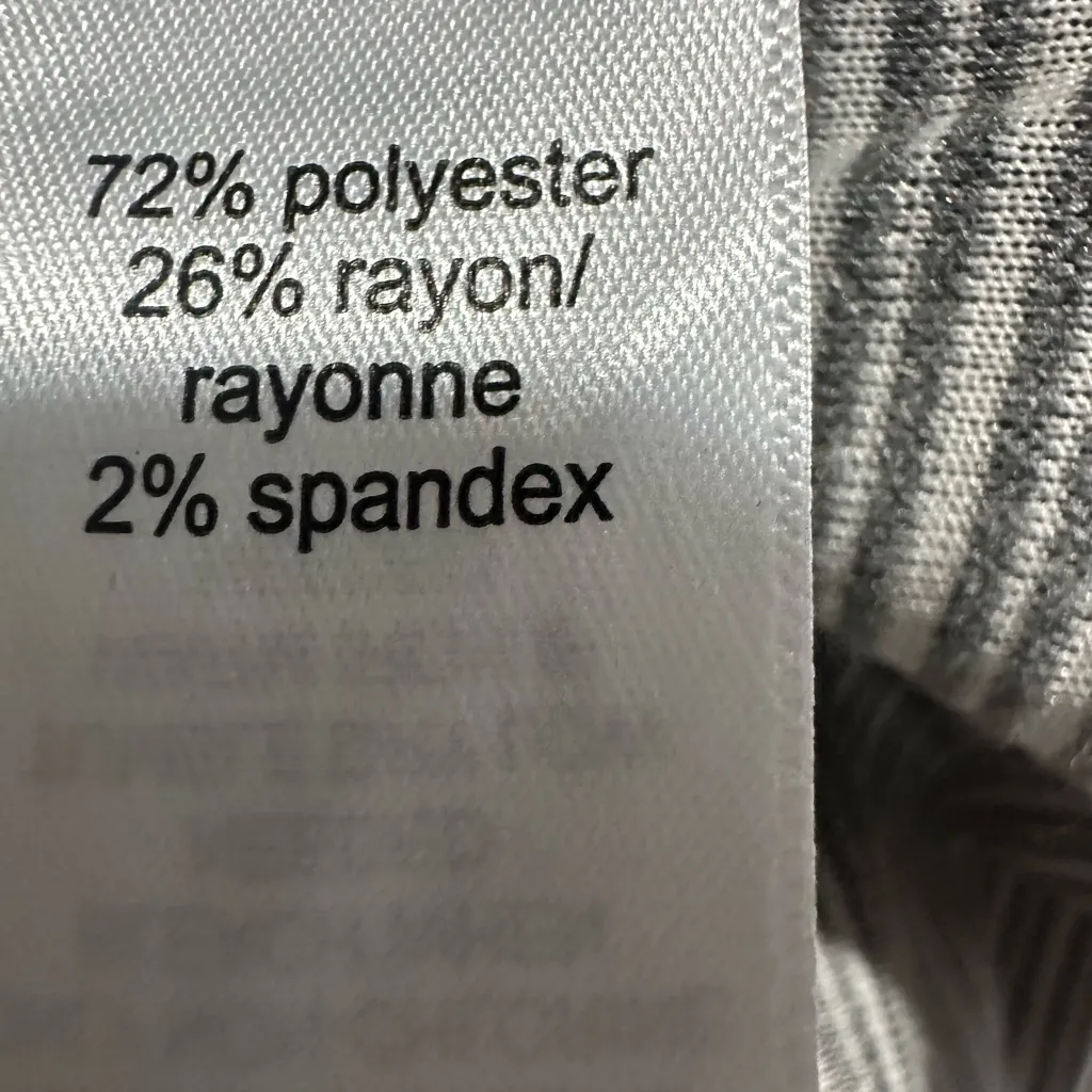 NWT! Maurices Gray Double-Breasted Blazer - Image 5