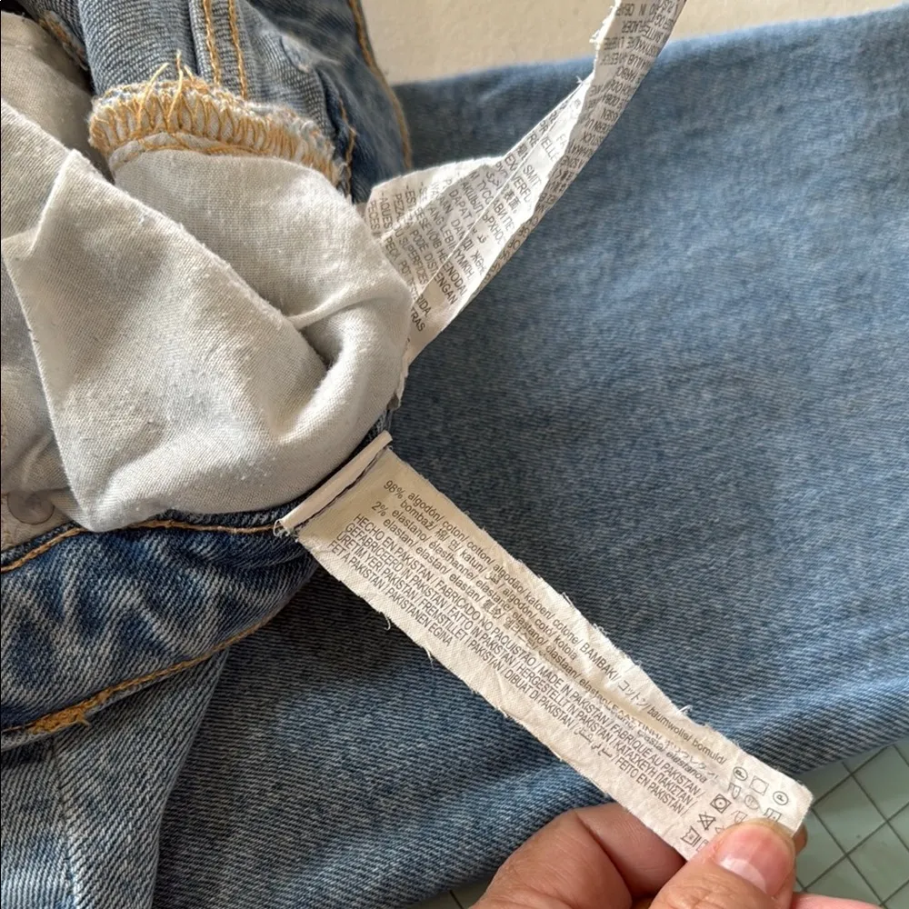 Zara Light Blue Denim Jeans - Image 7