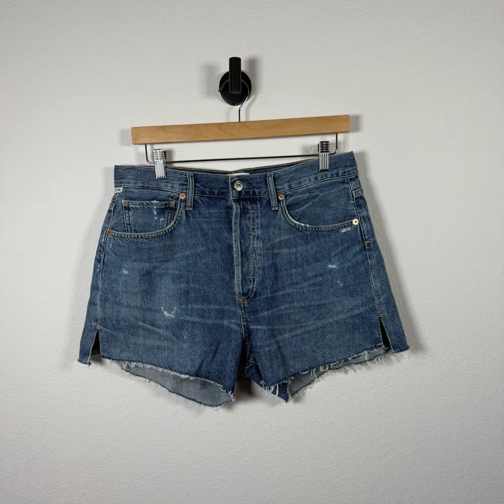 NWOT Citizens of Humanity Marlow Vintage Denim Cutoff Shorts Blue Size 28 - Image 2