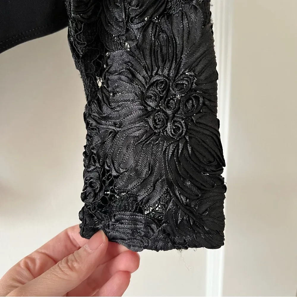 Express Black Rosette Floral Crochet Deep V Neck Long Sleeve Bodysuit XSmall NWT - Image 2