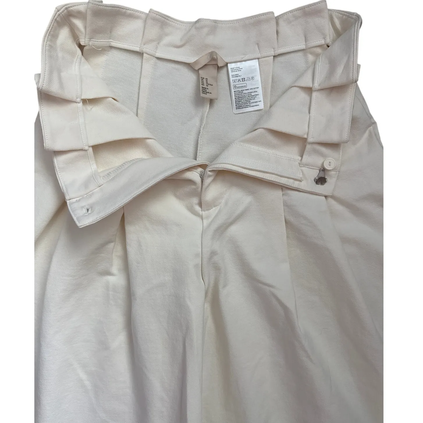 H&M High Waisted Paper-Bag Preppy Pleated Wide‎ Leg Trousers Cream Size 10 - Image 4