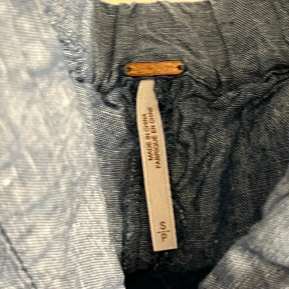 FINAL PRICE Free People Chambray Show Some Shoulder Top - Image 4