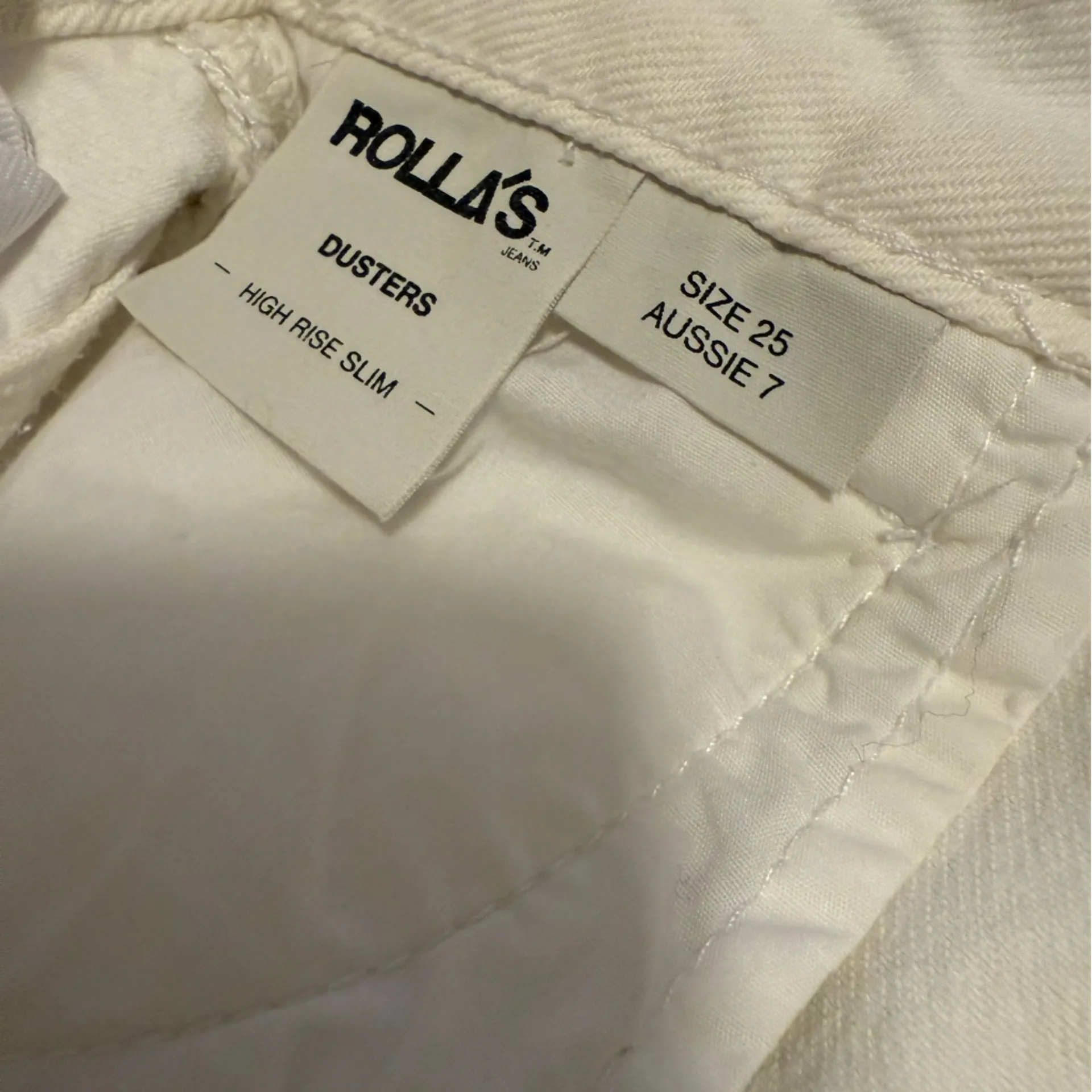 ROLLA'S White Distressed Jean Shorts Size 25 - Image 10