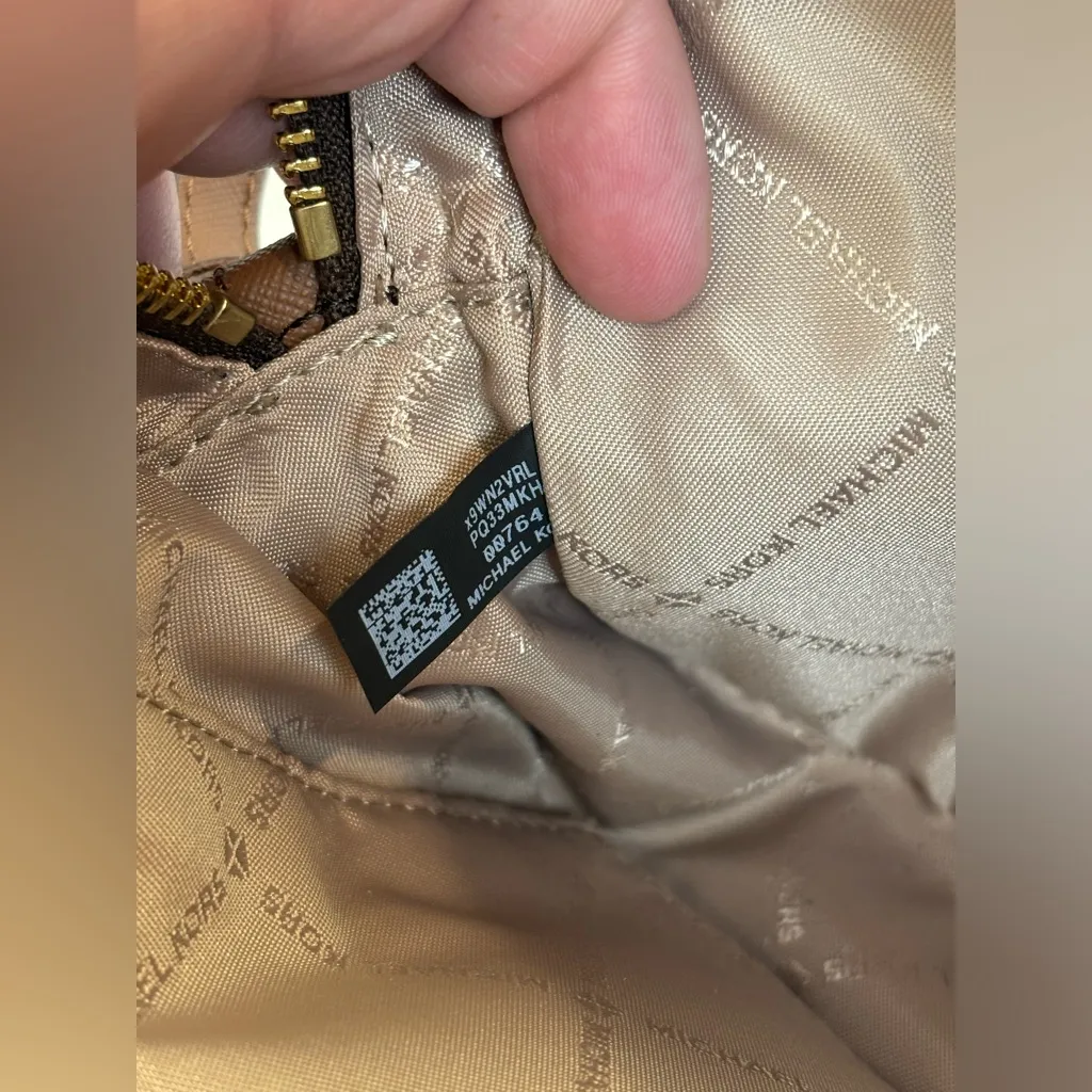 Michael Kors Brown Classic Woman’s Adjustable Crossbody Big Chain Purse - Image 5