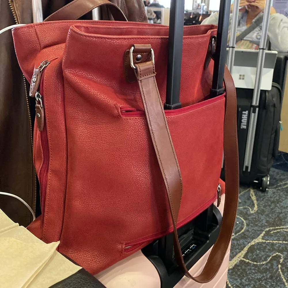 BOYT leather Travel Bag ,Vintage Red - Image 15