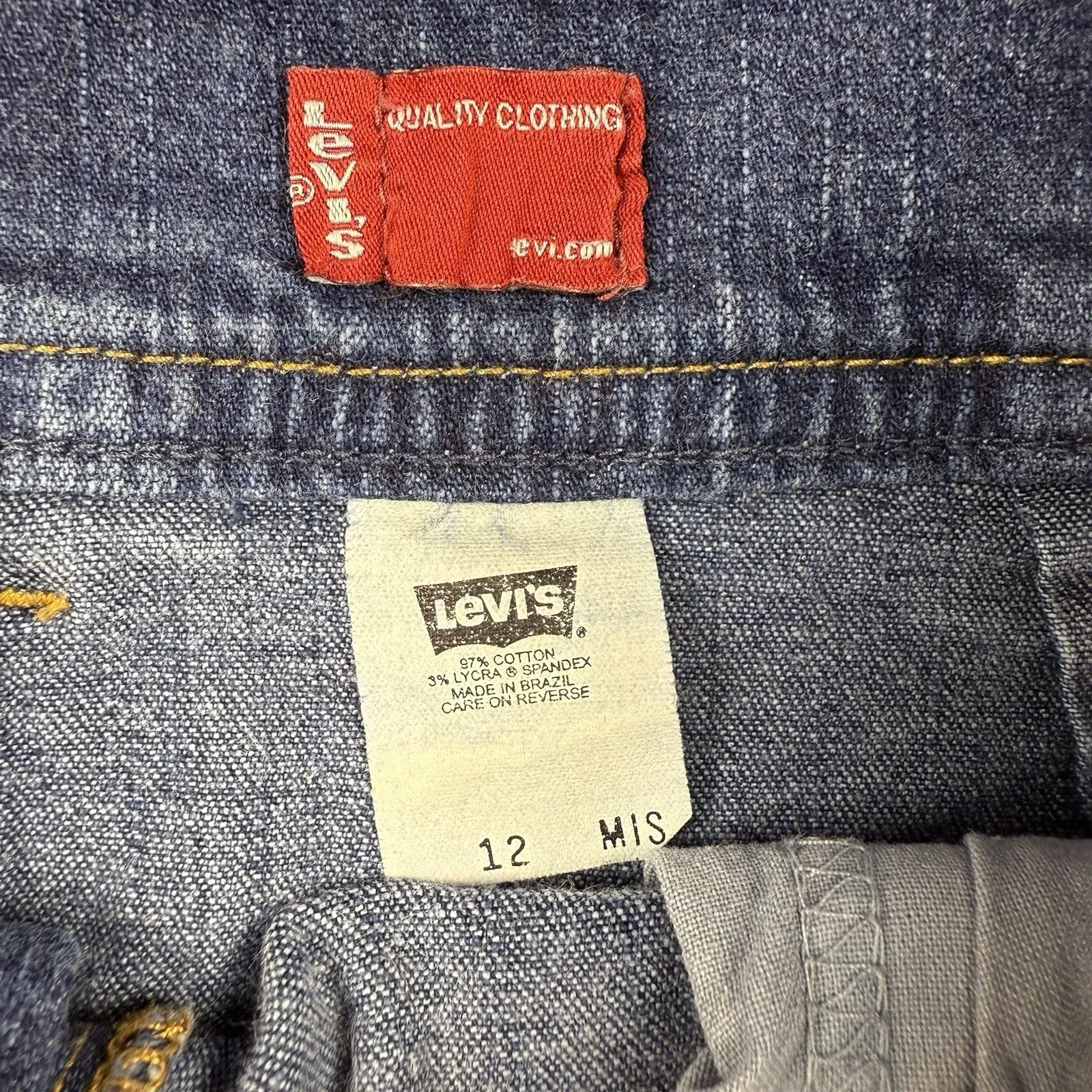 Vintage Levi's Denim Skirt Size 30" Waist 2003 Y2K Western Classic Wardrobe Basi - Image 4