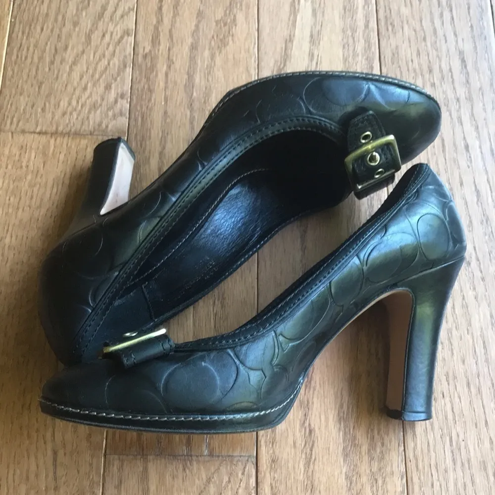 COACH Keely leather buckle accent heels - Image 3