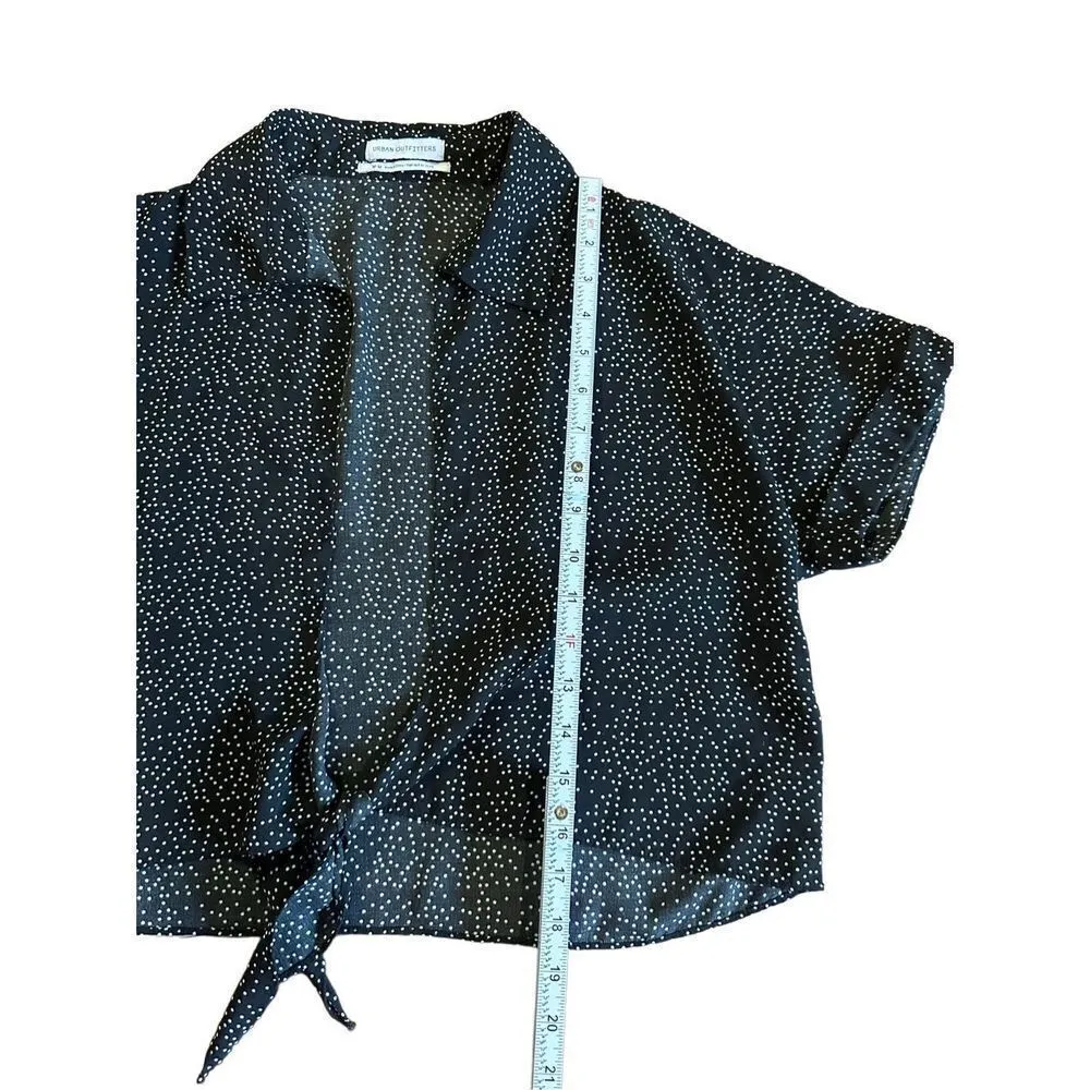Urban Outfitters Tie-Front Short Sleeve Cropped Top black white Med - Image 6