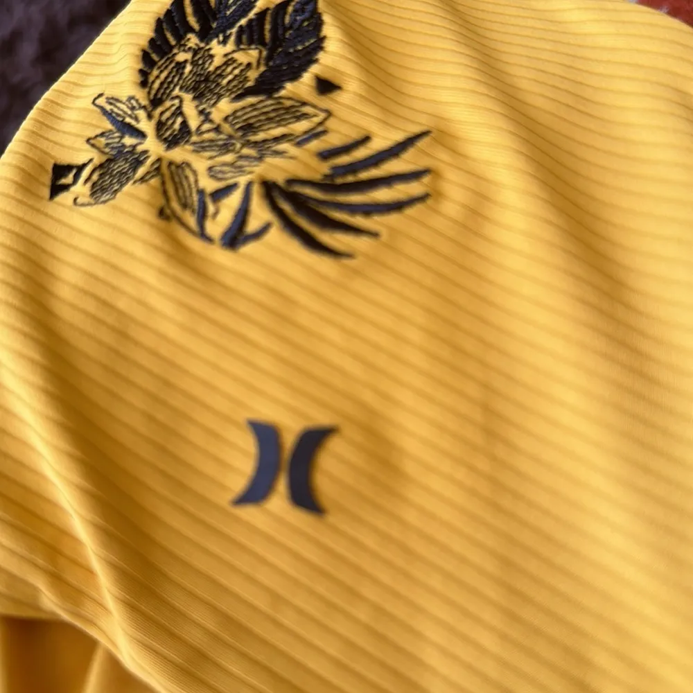 Hurley quick dry ribbed embroidered one piece swimsuit yellow embroidered cheeky - Image 8