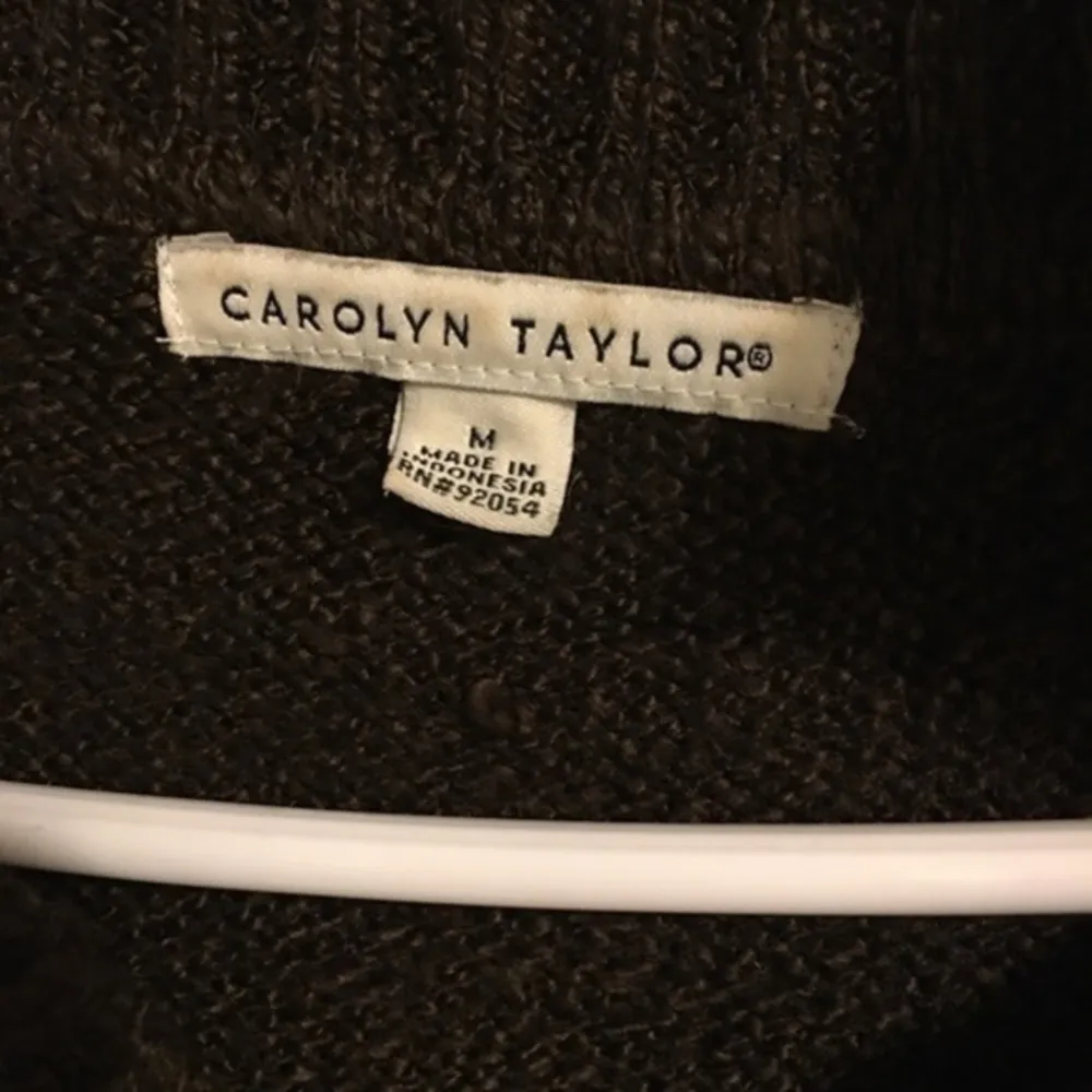 Carolyn Tailor Ladies sweater blouse size M - Image 4