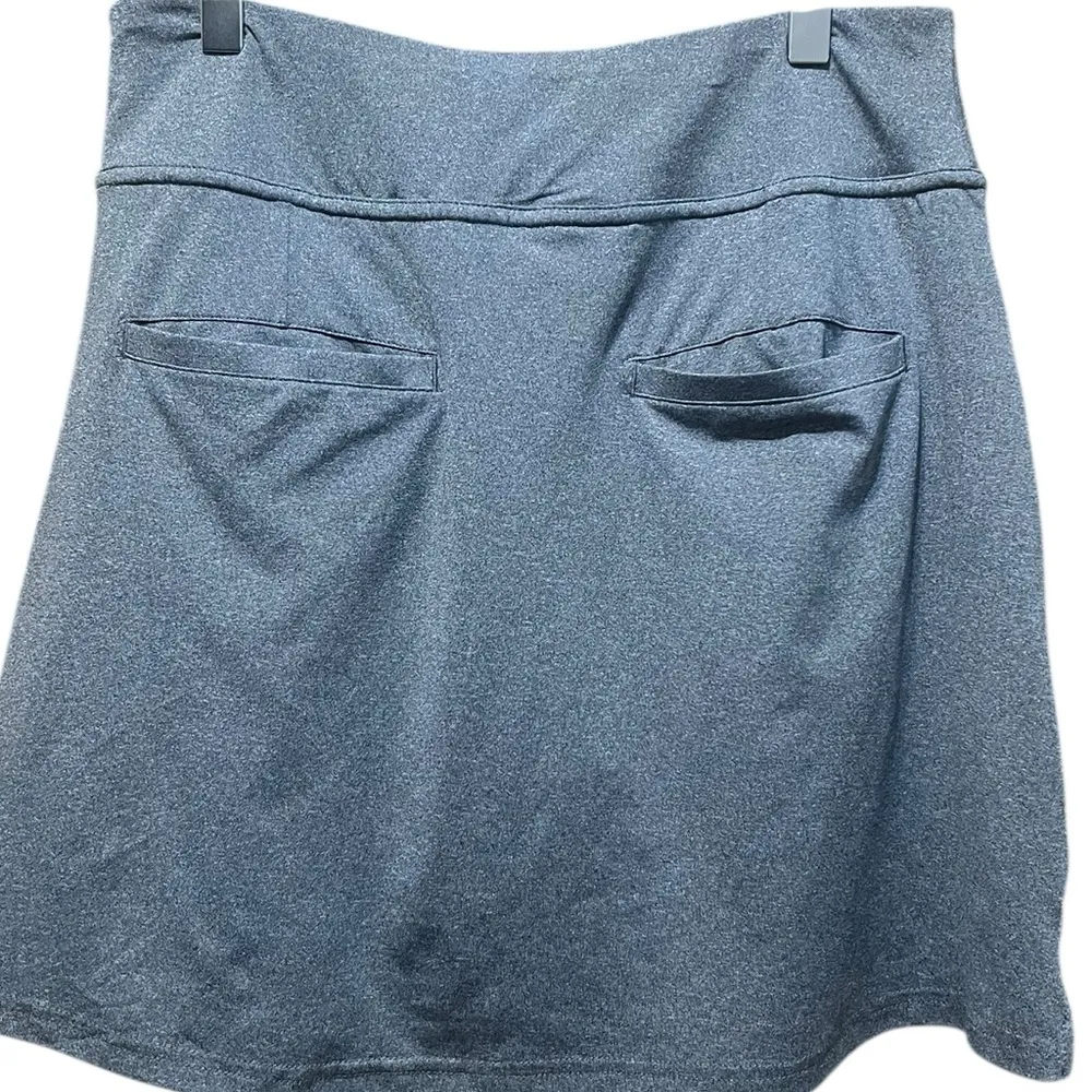Adidas Women's Ultimate Knit Golf Skirt Skort in Grey Size Small - Image 6