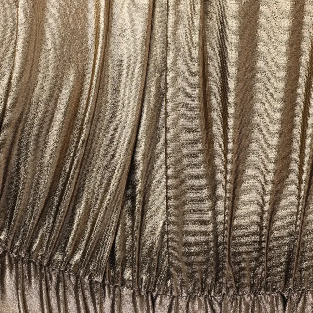 NWT Lulus Fine Figure Gold Metallic Ruched Bodycon Mini Dress Size XS - Image 6