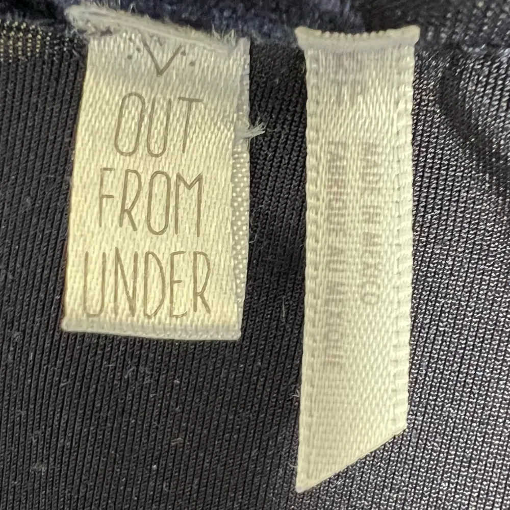 Out From Under UO  Dark Blue Velvet Star Knot Front Top - Image 4