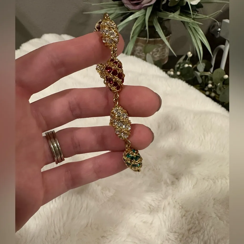 Jackie Kennedy Camrose Kross Swarovski Crystal Egg Gold Tone Bracelet - Image 5