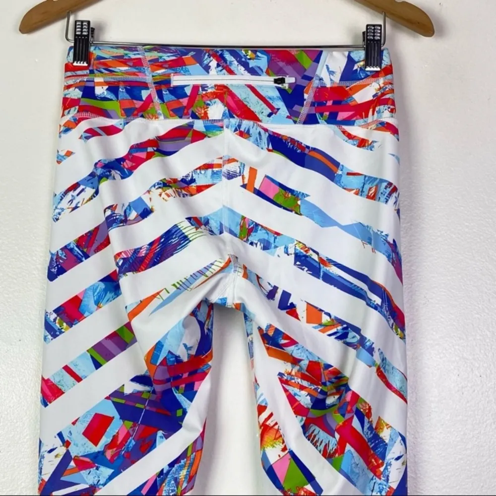 ATHLETA Cropped Graphic Multicolored Leggings Tights 21” Size Small Like New - Image 10