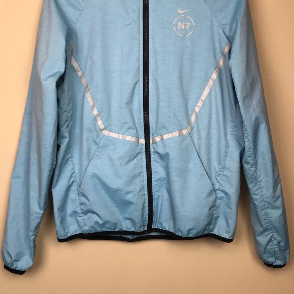 Nike Women’s N7 Blue Black Windbreaker Athletic Running Workout Hooded Jacket - Image 5