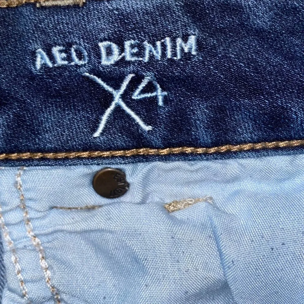 American Eagle Outfitters 360 Super Stretch Shortie Distressed Jean Shorts sz 6 - Image 85