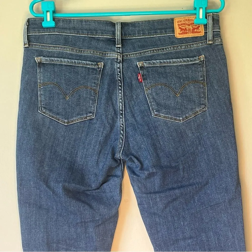 Levi Strauss & Co 711 Skinny Distressed Jean Size 31 - Image 8