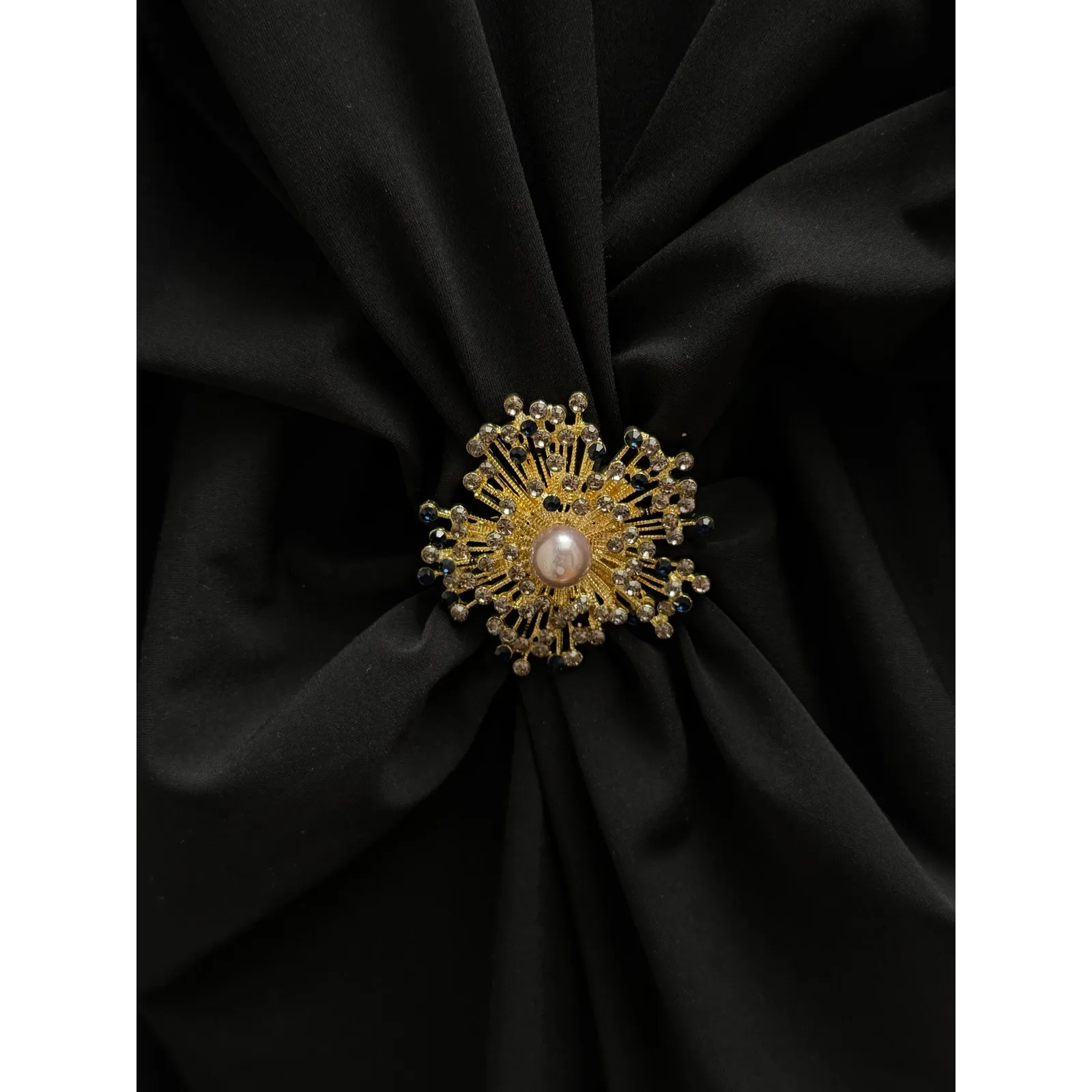 NEW NWT Cinq a Sept Sandry Crystal - Image 7