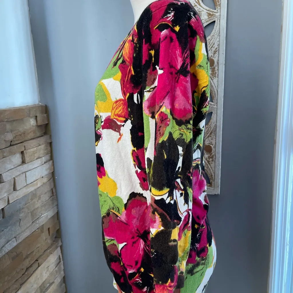 Joseph A. Multicolor Floral sweater Top - Image 2