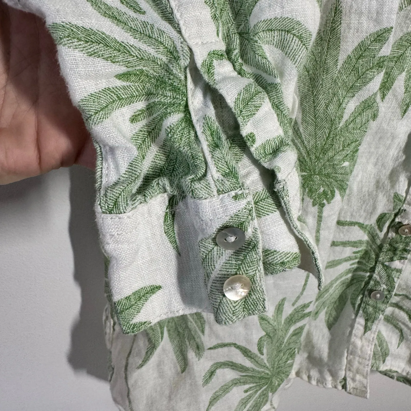 Tahari Linen Top Women M Palm Green Novelty Print Lightweight Coastal Vacation - Image 5