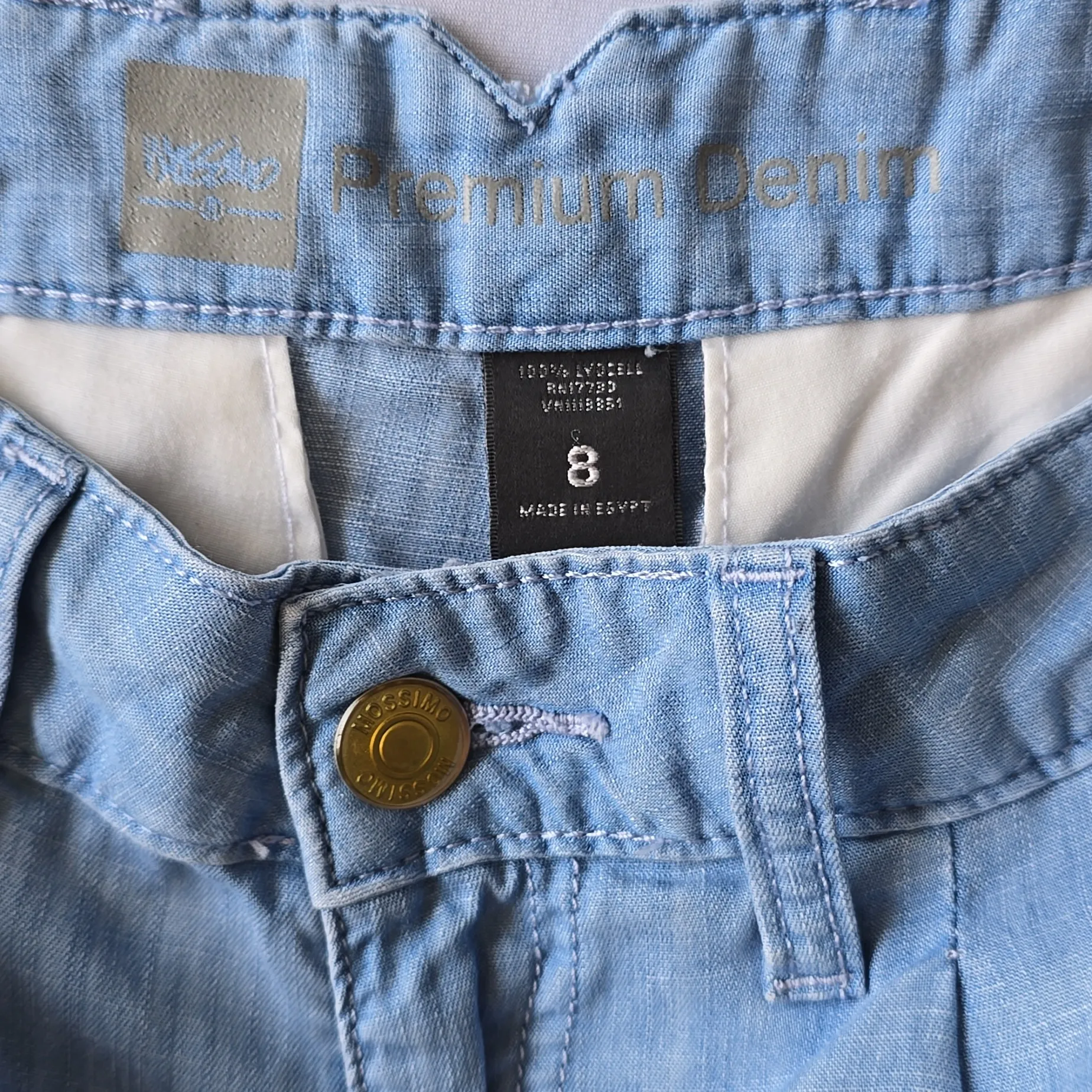 Mossimo Premium Denim Light Washed Shorts‎ Size 8 Blue - Image 4