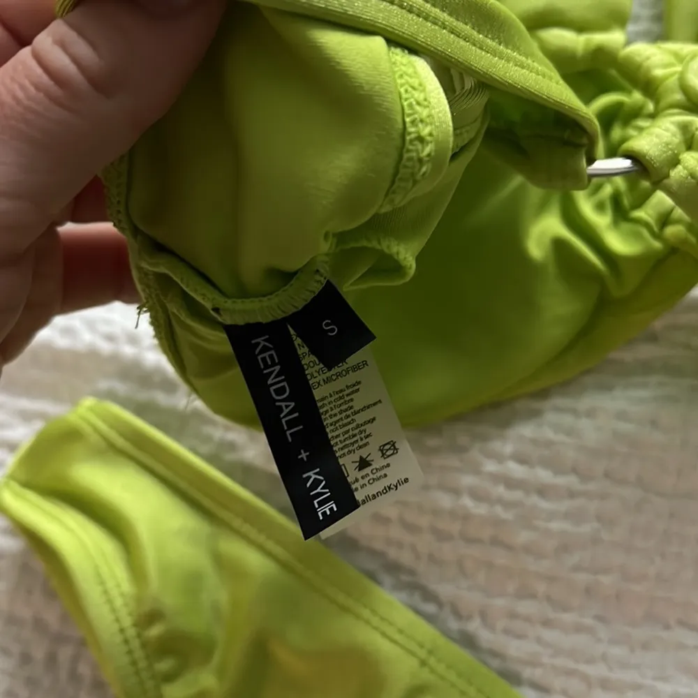 Kendall & Kylie Neon Green Bikini - Image 8