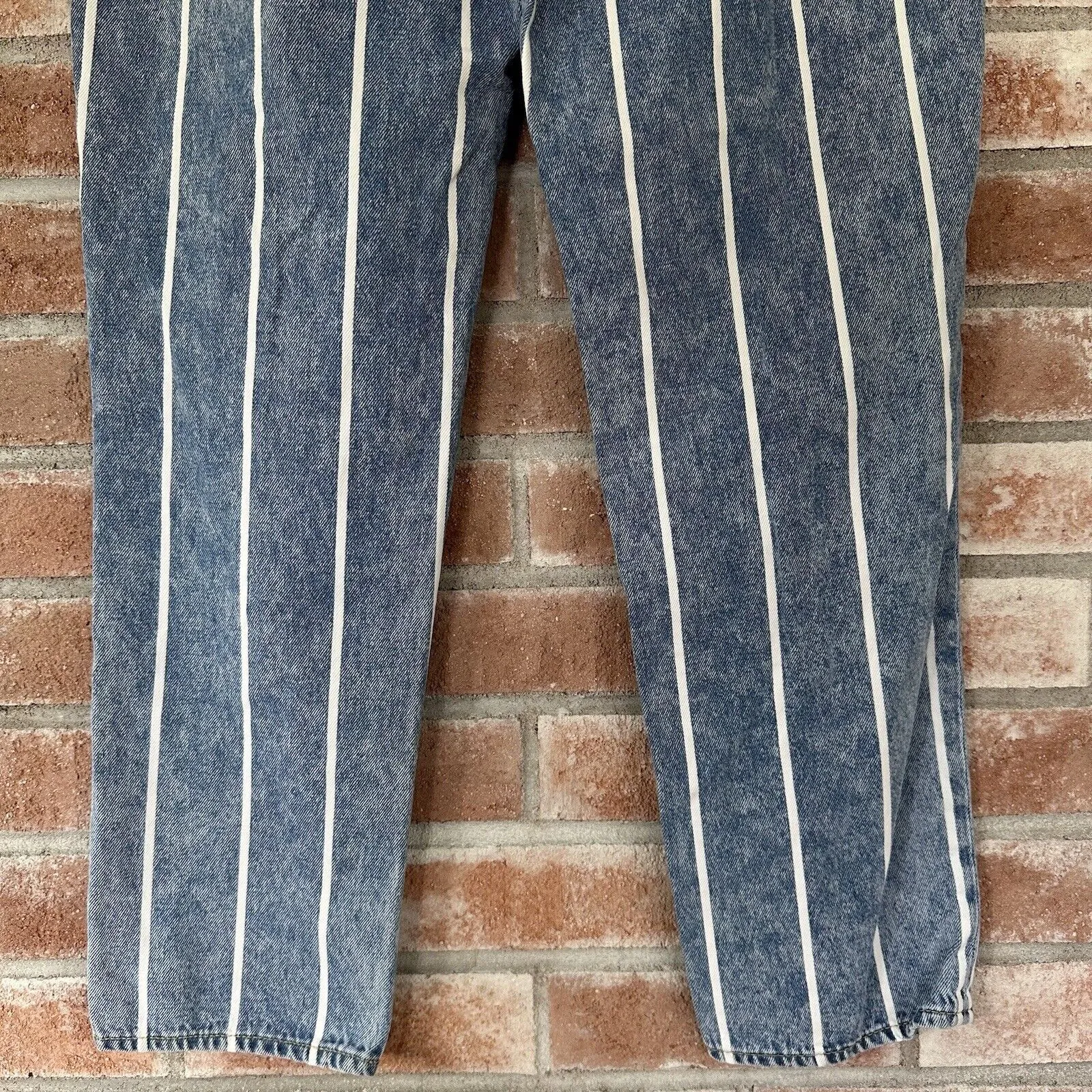 American Eagle Striped Mom Jeans Size 4 - Image 5