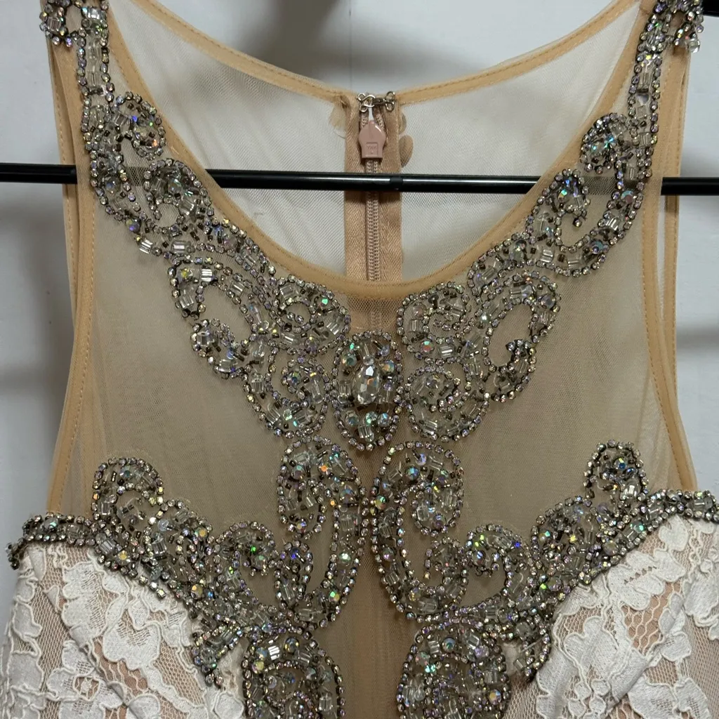 David's Bridal Ivory Lace Mermaid Wedding Gown Sz 4/6 - Image 5