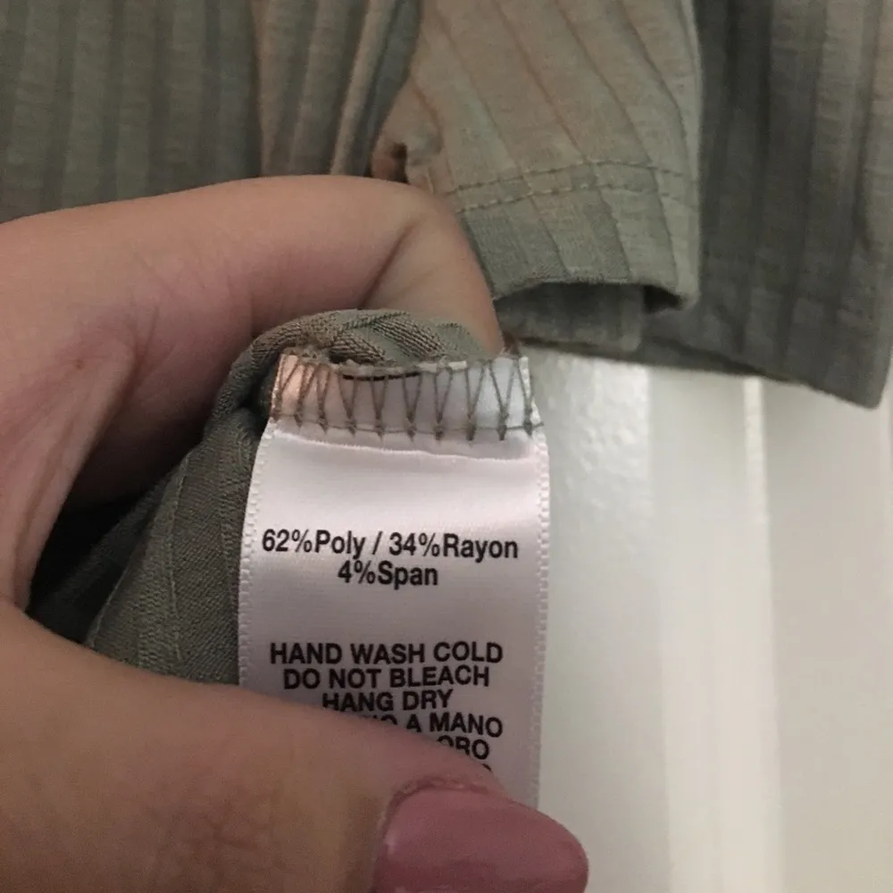 AKIRA Ribbed Off the Shoulder Crop Top - Image 2