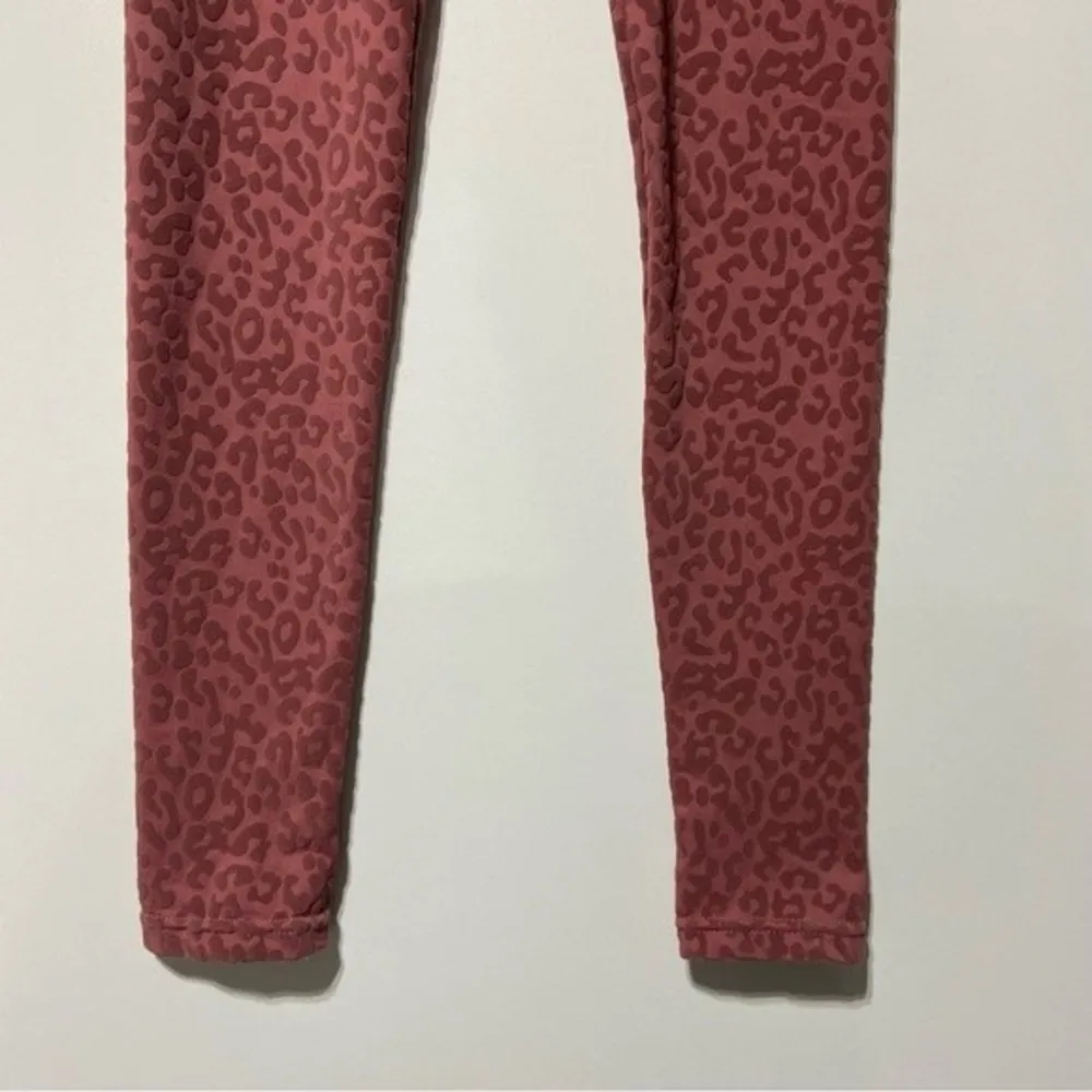 ECHT Textured Leopard Print Leggings Size Small - Image 4