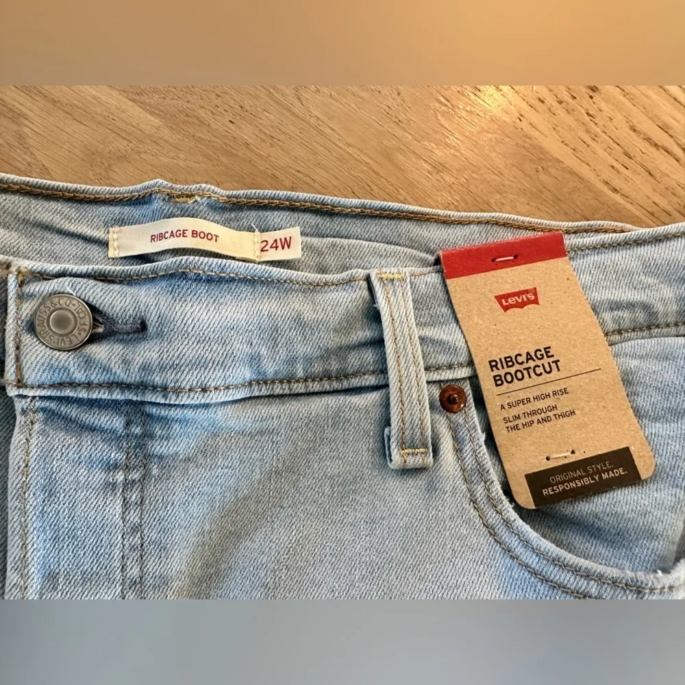 Levi's Levi’s ribcage bootcut denim jeans summer beam light blue 24W NWT - Image 8