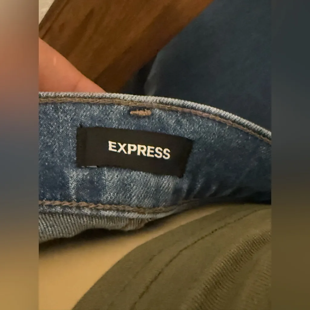 Express Blue Ankle Cropped Jeans - Image 4