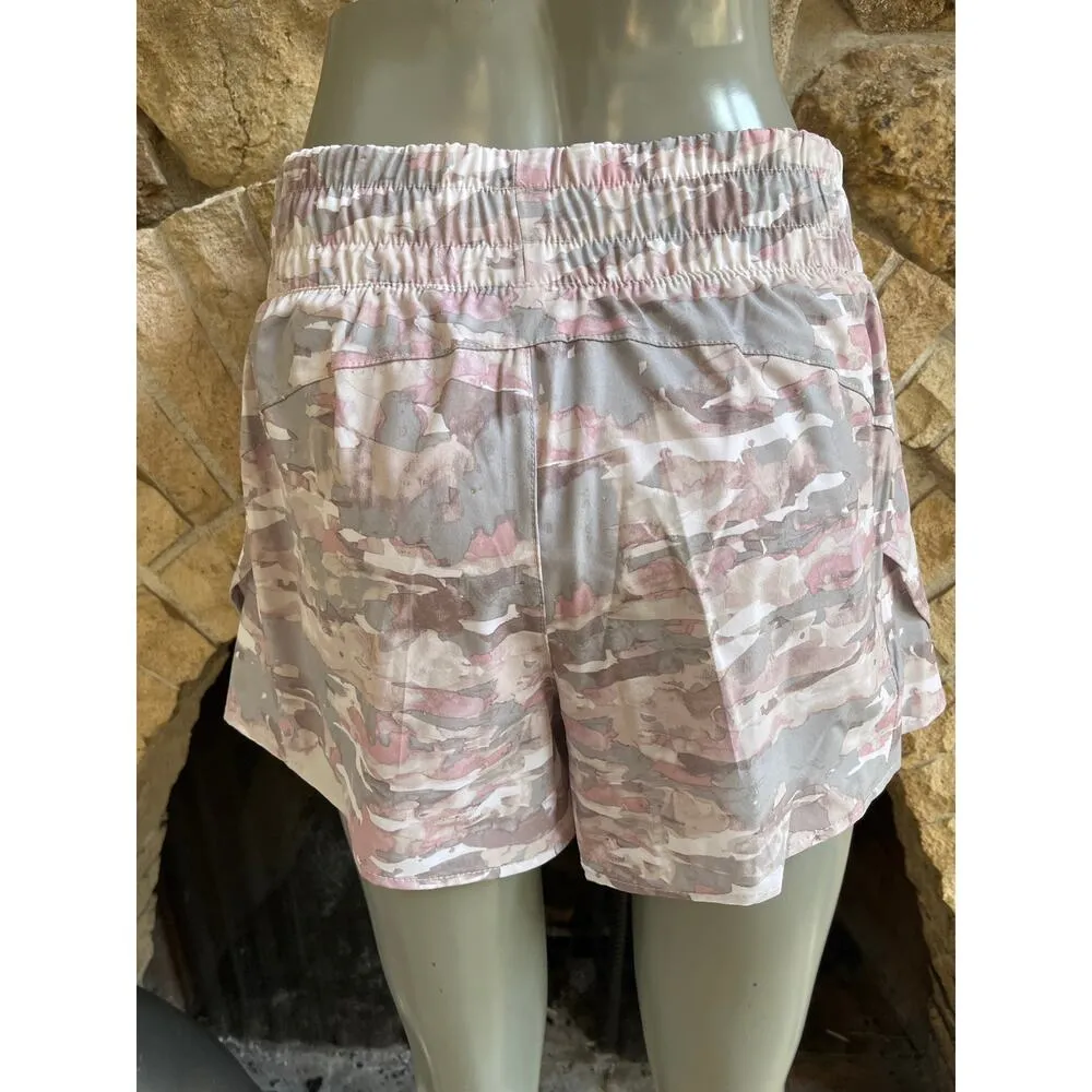 NEW Avia Bike Liner Camo Pink Gray Running Shorts Women’s Size Small - Image 2