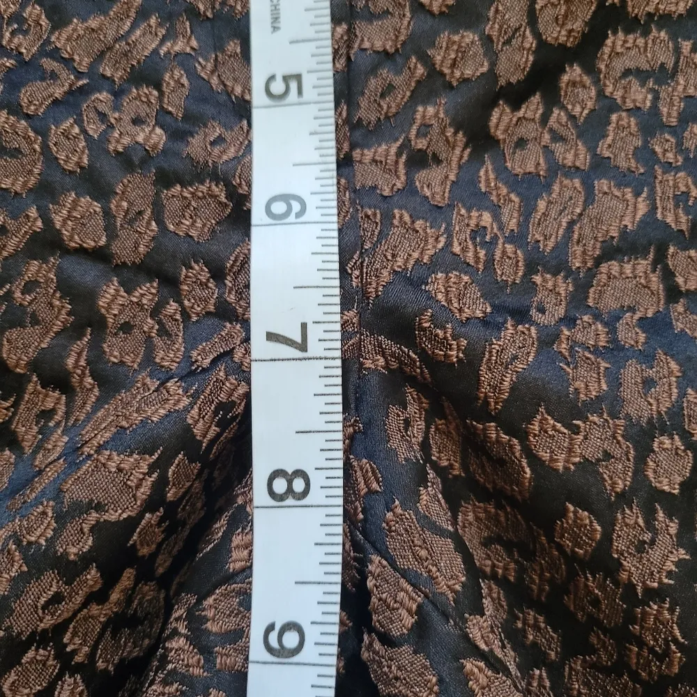 Ann Taylor leopard print jacquard slim ankle pants size 2p - Image 8