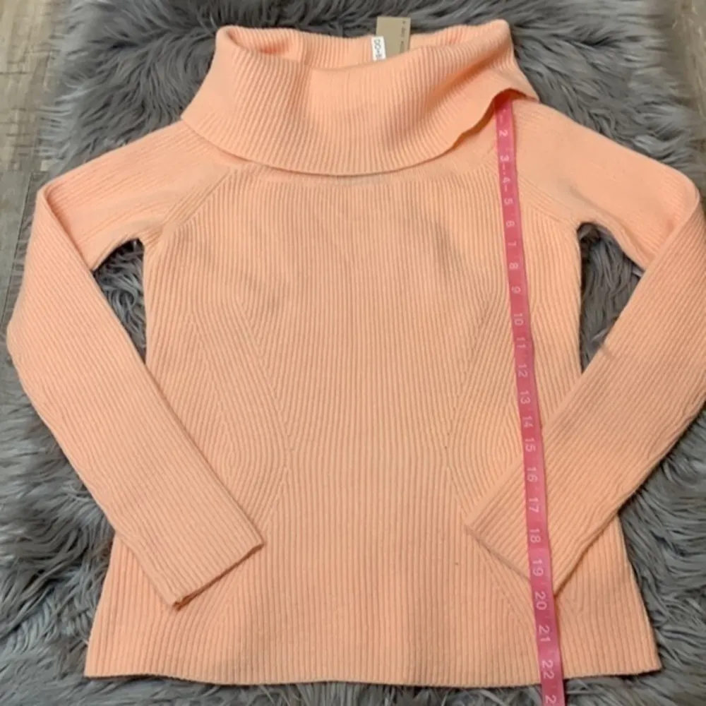 NWT DO + BE ribbed cowl neck sweater peach M - Image 7
