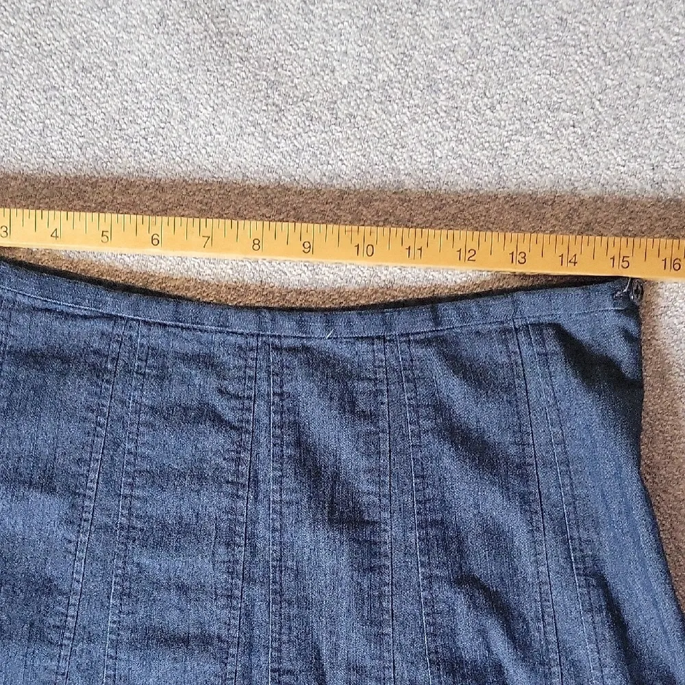 Larry Levine Indigo Denim Skirt Size 10 - Image 4